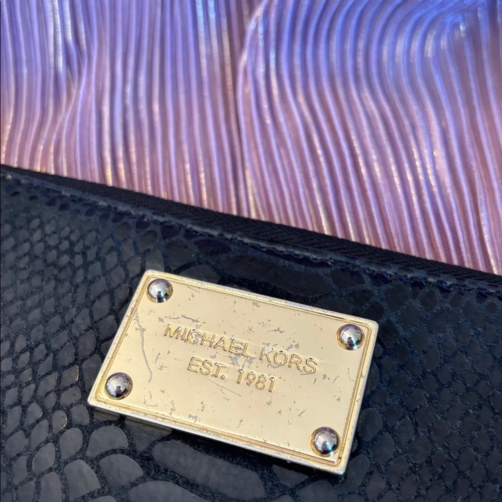 Michael Kors Jet Set Travel continental embossed leather wallet black